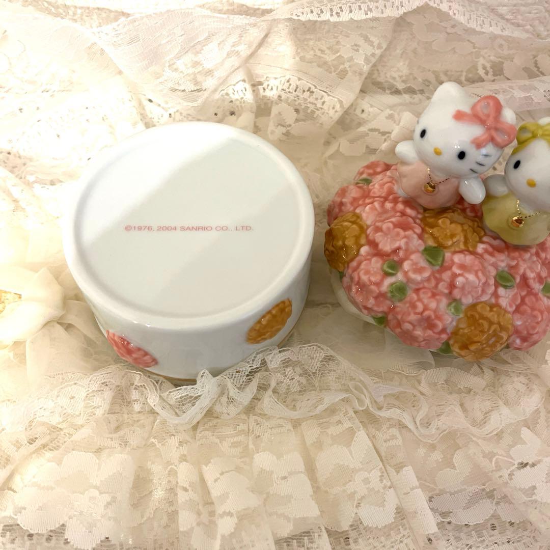 レア‼️ハローキティ ＆ミミィアニバーサリー30周年小物入れ 陶器製