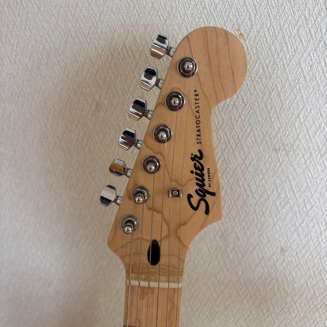 squier by fender スクワイヤー　エレキギター　ブラック