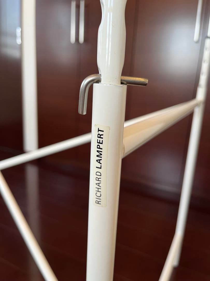 アイアーマンテーブル RICHARD LAMPERT WT 80 x 140