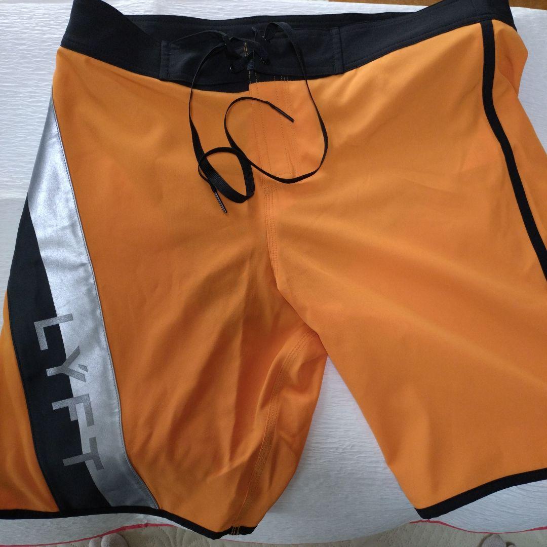 LYFT オレンジ水着 Lサイズ