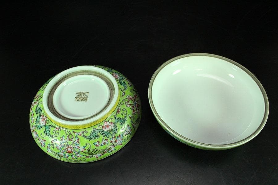 中国美術 粉彩 細密 花鳥紋 蓋物 乾隆年製 金彩 書(K-A384) - メルカリ