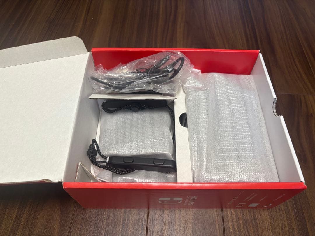 Nintendo Switch　有機ELモデル　ソニックレーシングソフト付き