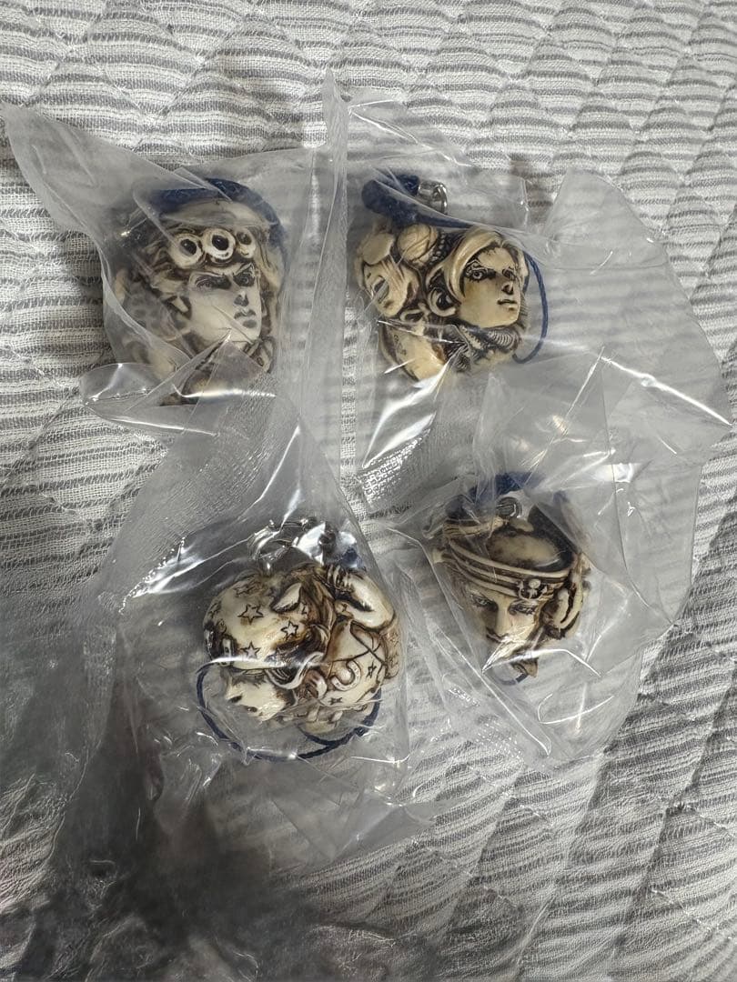 荒木飛呂彦原画展『ジョジョの奇妙な冒険』根付ストラップ 8種コンプリートセット