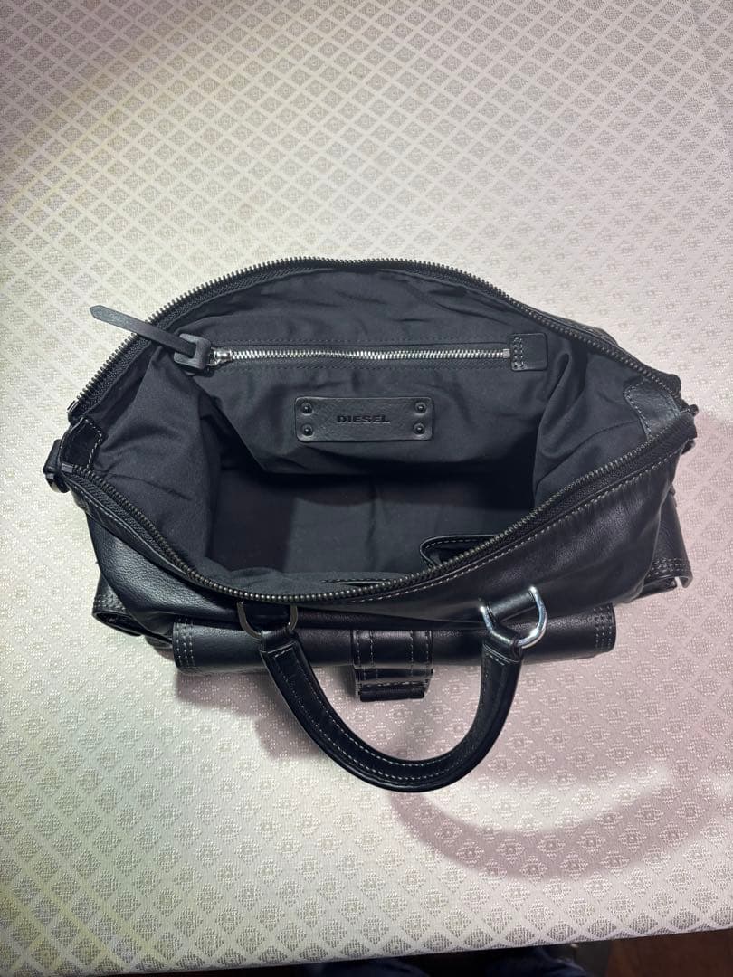 DIESEL ブラックレザー ショルダーバッグ2ｗａｙ