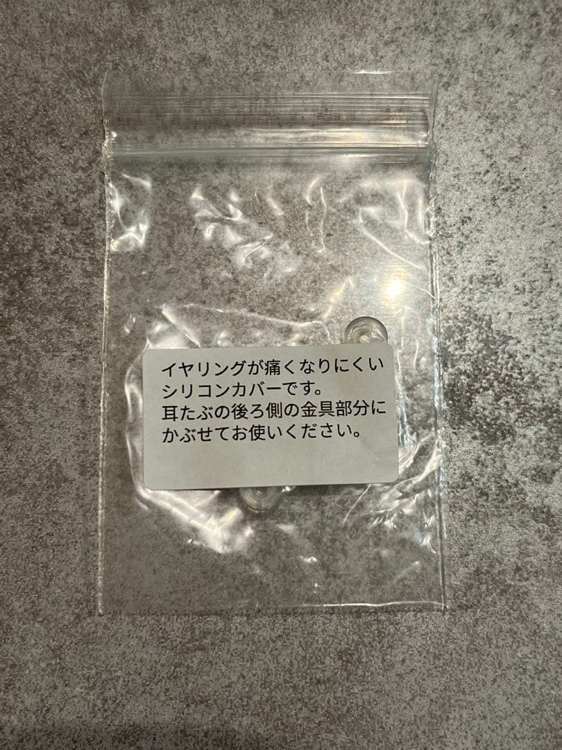 Elizabeth bower Pavet Pearl イヤリング　シルバー