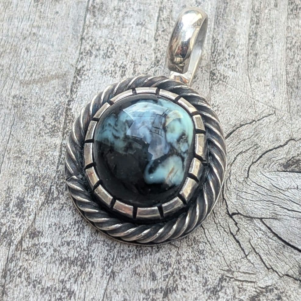 ハンドメイドのターコイズトップ 大粒 インディアン ジュエリー風