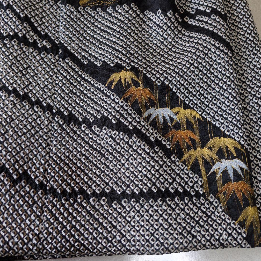 七五三３歳高級正絹総絞り刺繍入りの被布（中綿無し）