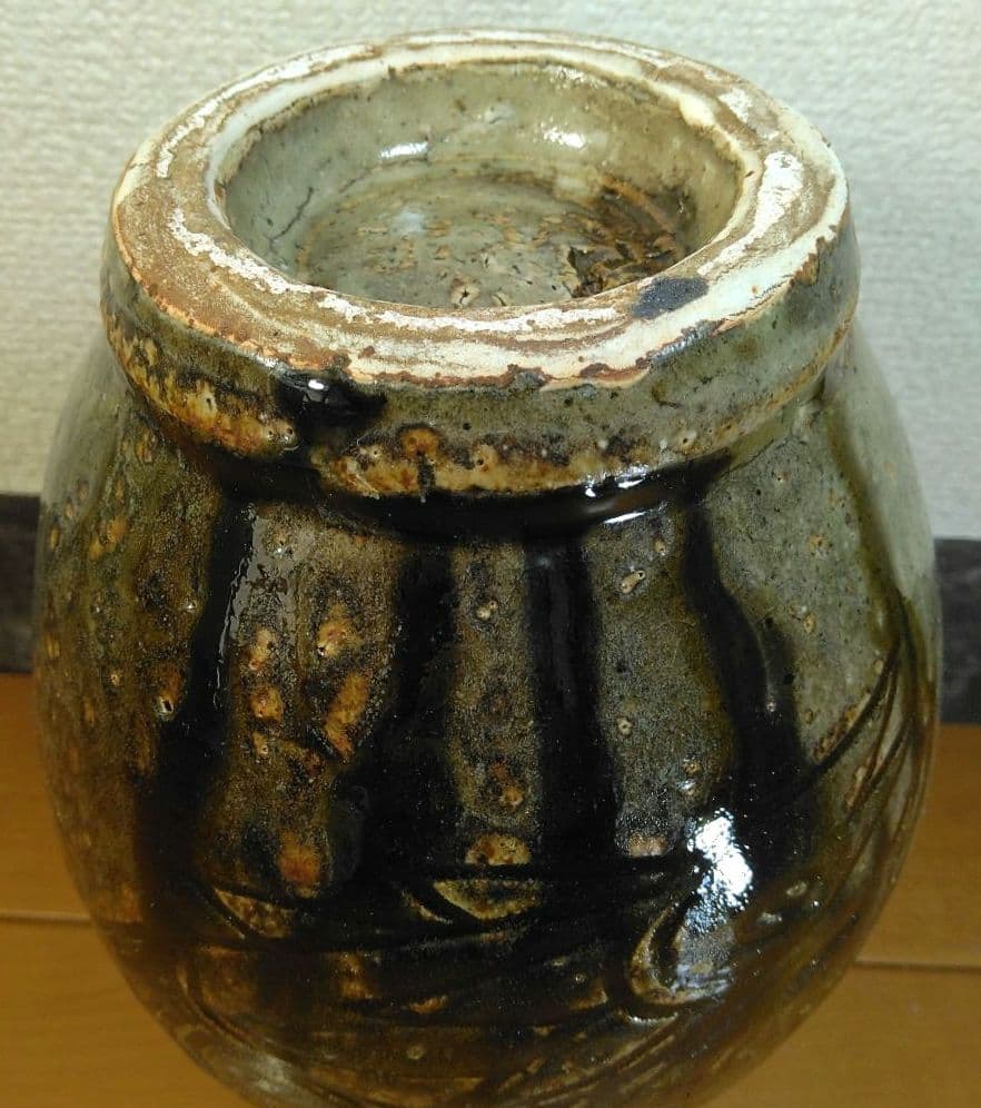 人間国宝 金城次郎 魚紋花瓶(魚4）栞 共箱 壺屋焼 壷屋焼 珍品上作花瓶 美品