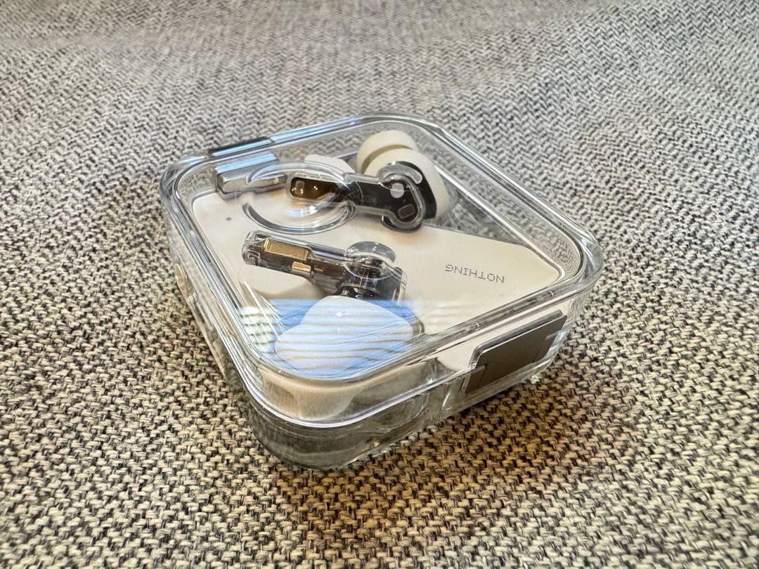 Nothing Ear 2024 第3世代 ホワイト 完品 おまけ付き Nothing ear 2024