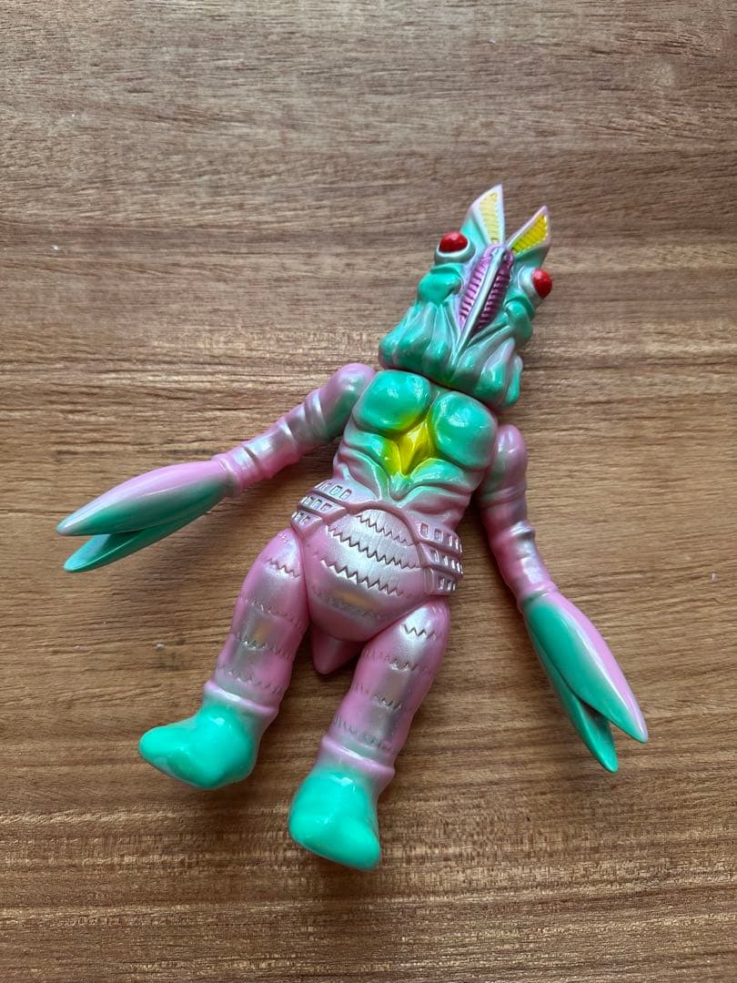 ブルマァク メトロン星人 ソフビ 3313 ブルマァク メトロン星人 ソフビ