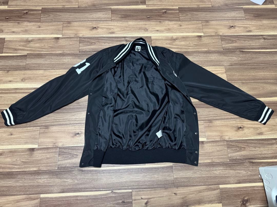 UVERworld スタジャン サイズ2(L) - メルカリ