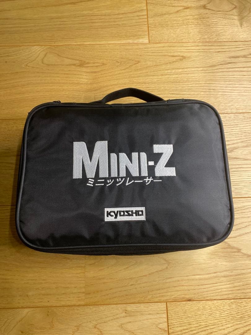 ミニッツ　フェラーリ458＆FXX 新品ボディ 収納￼ケース付き