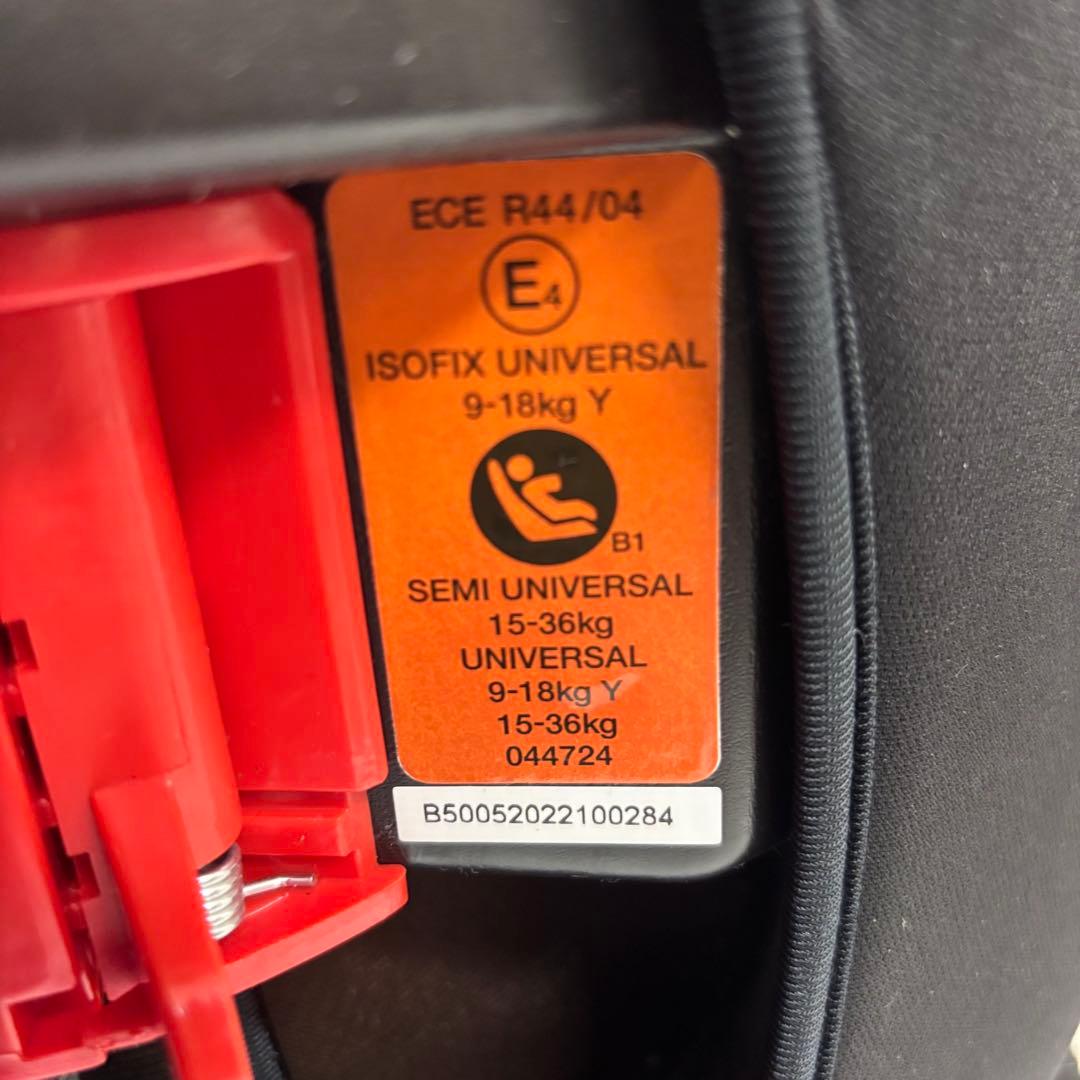 ☆未使用に近い☆ 1～11才 ハーネスジュニアFIX ISOFIX ブラウン