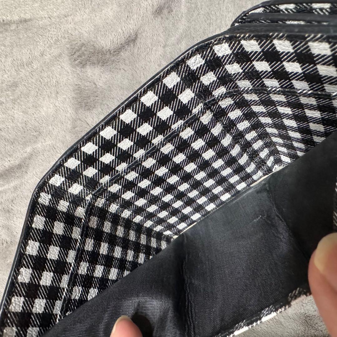 ミュウミュウ　3つ折り財布　ギンガムチェック　レザー　白　黒 ロゴ