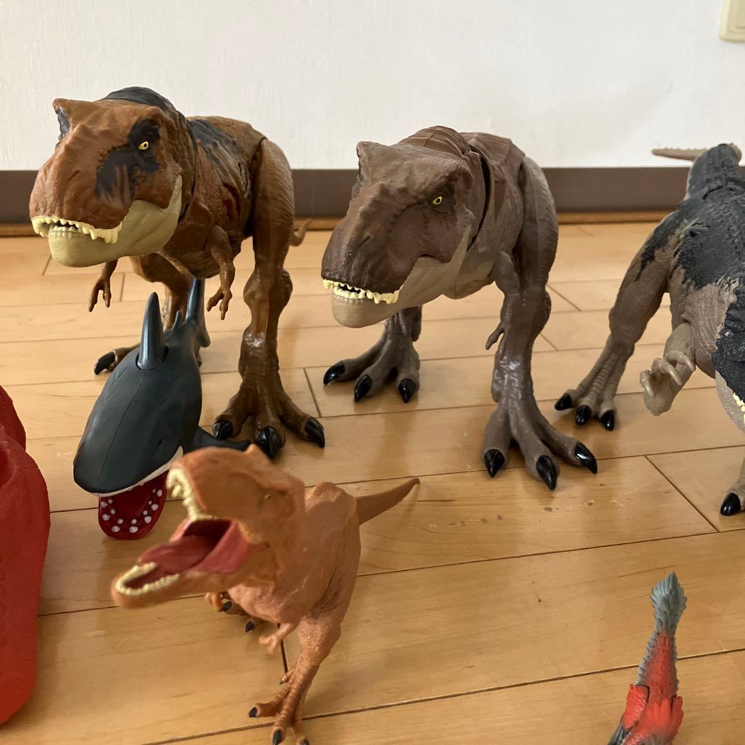 恐竜フィギュア 8体セット