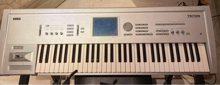 ジャンク】KORG 初代TRITON 61鍵盤モデル 中古☆KORG TRITON Extreme