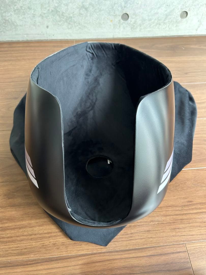 サイモンカスタム社製タンクカバーXL883N / XL1200NS など - メルカリ