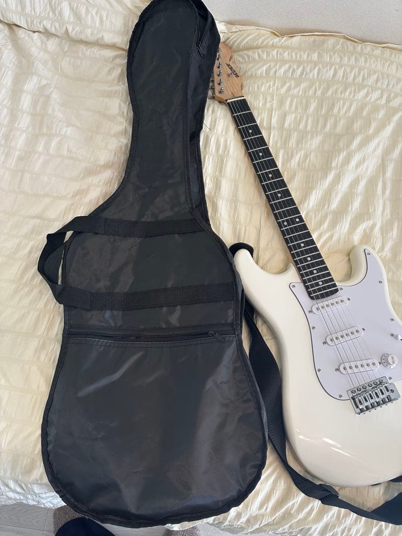 SELDER ホワイト エレキギター