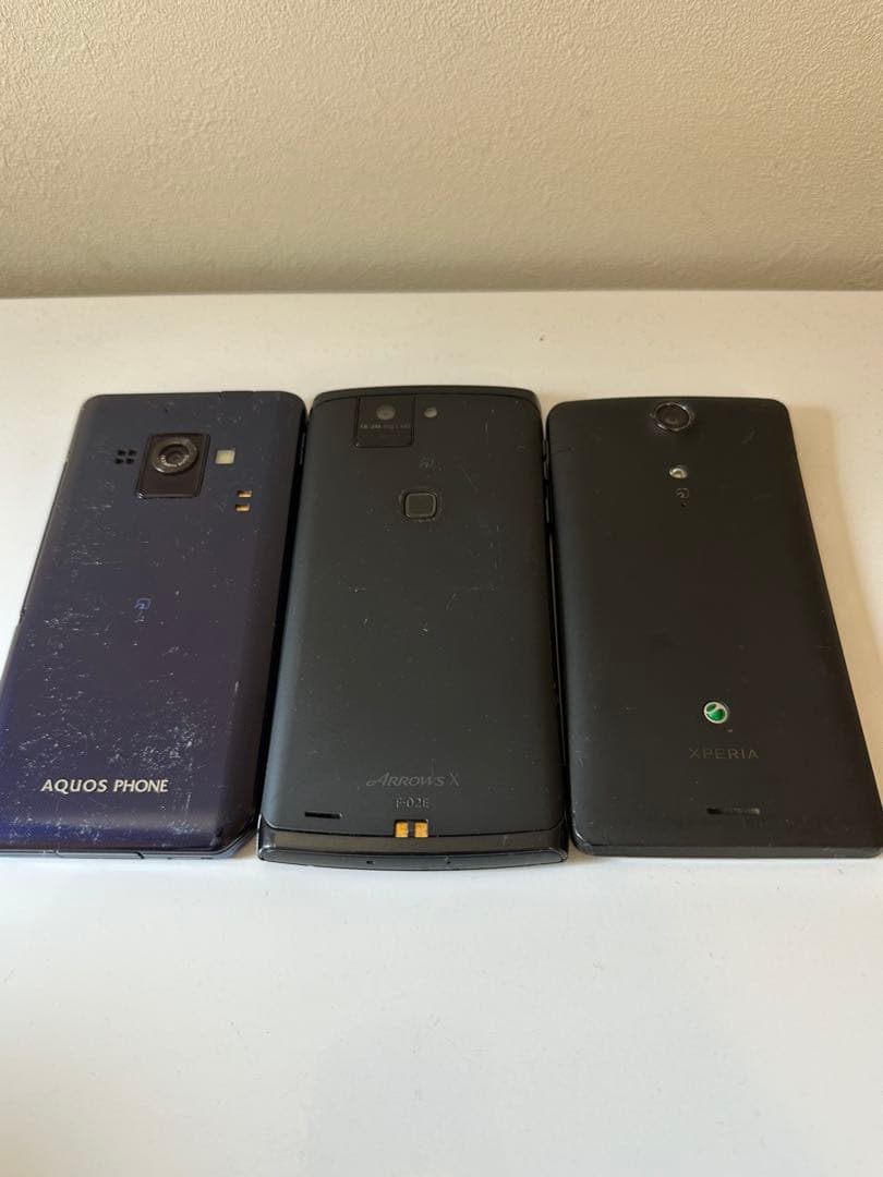 スマホ本体 ガラケー ジャンク品 動作未確認 - メルカリ