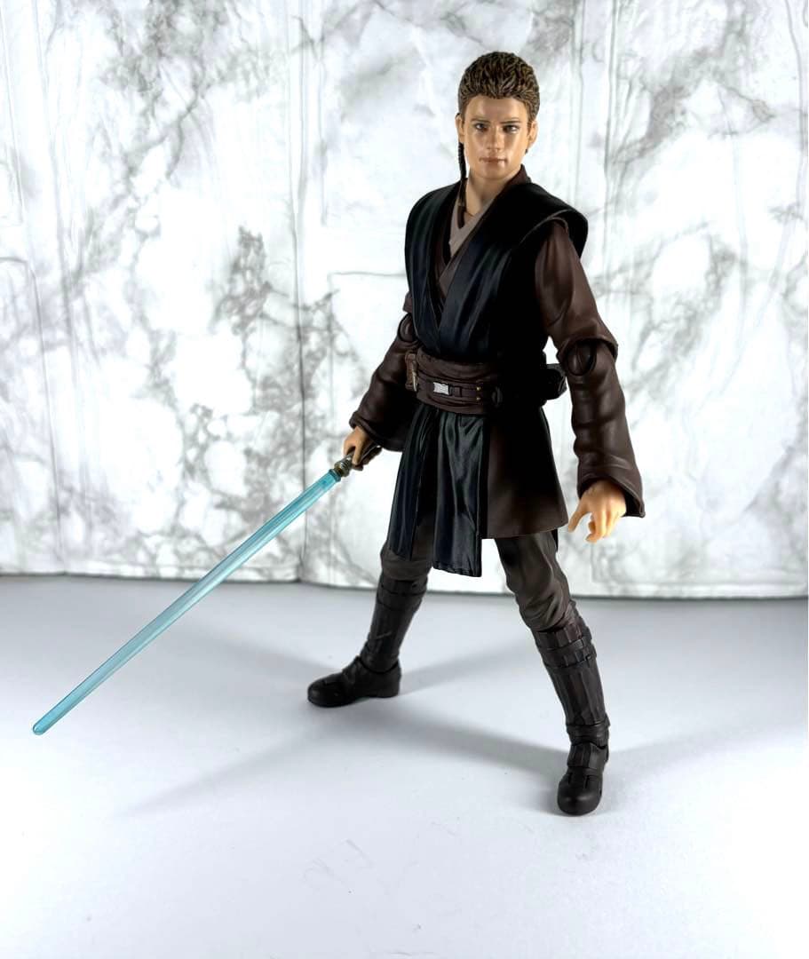 フィギュアーツ　アナキンスカイウォーカー　スターウォーズ　エピソード2