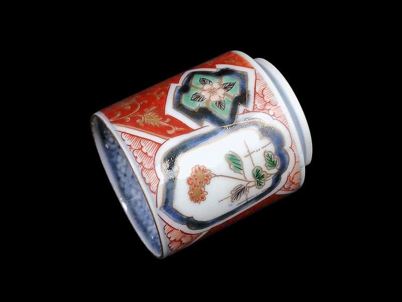 古伊万里 色絵 窓絵 花に金唐草図 のぞき 猪口 D802AS-CYg - メルカリ