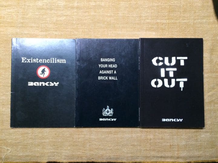 Banksy バンクシー作品集 cut it out existencilism