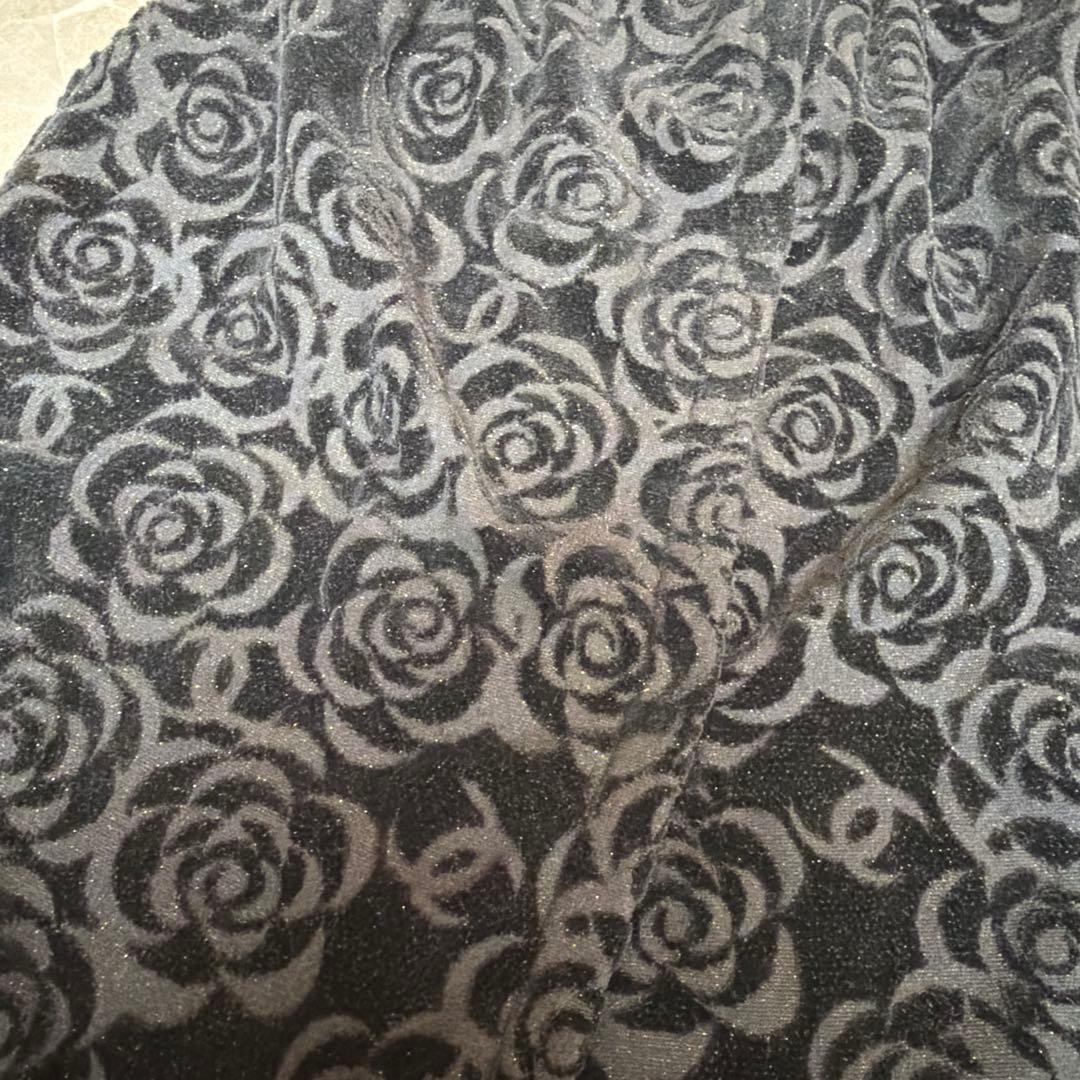 CHANELバラ模様 ブラック フレアスカート34