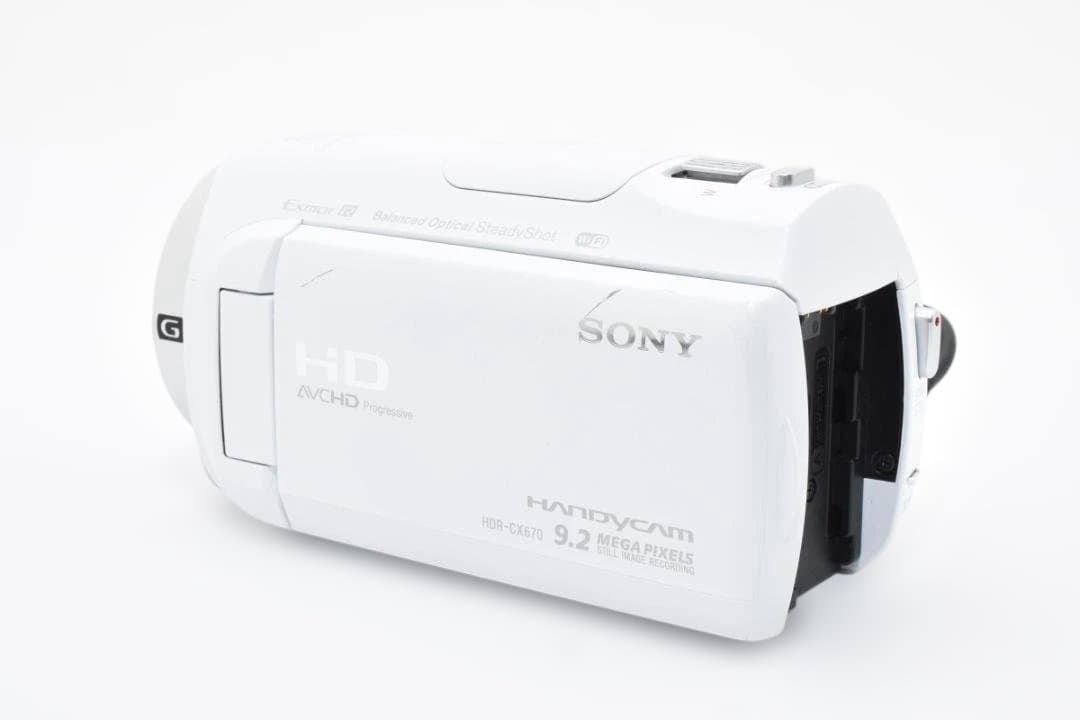 ☆美品　SONY　ソニー　HDR-CX670　元箱、備品完備　NO.609☆