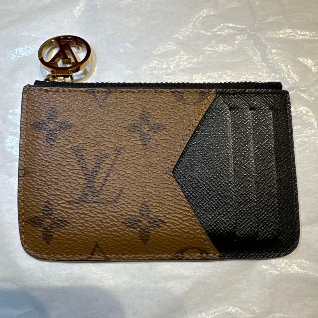 ルイヴィトン　カード　ケース　ポルト　カルト・ロミー！！