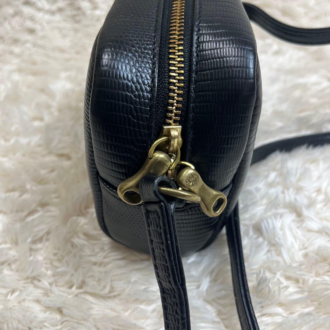 【美品】トフアンドロードストーン　ショルダーバッグ　リザード　型押し　黒