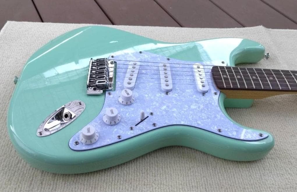 ✨未使用✨フェンダー スクワイヤー アフィニティ ストラト サーフグリーン