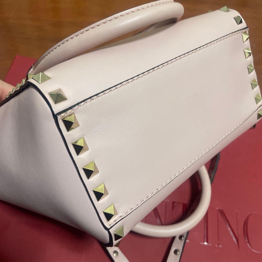 VALENTINO スタッズ付きハンドバック