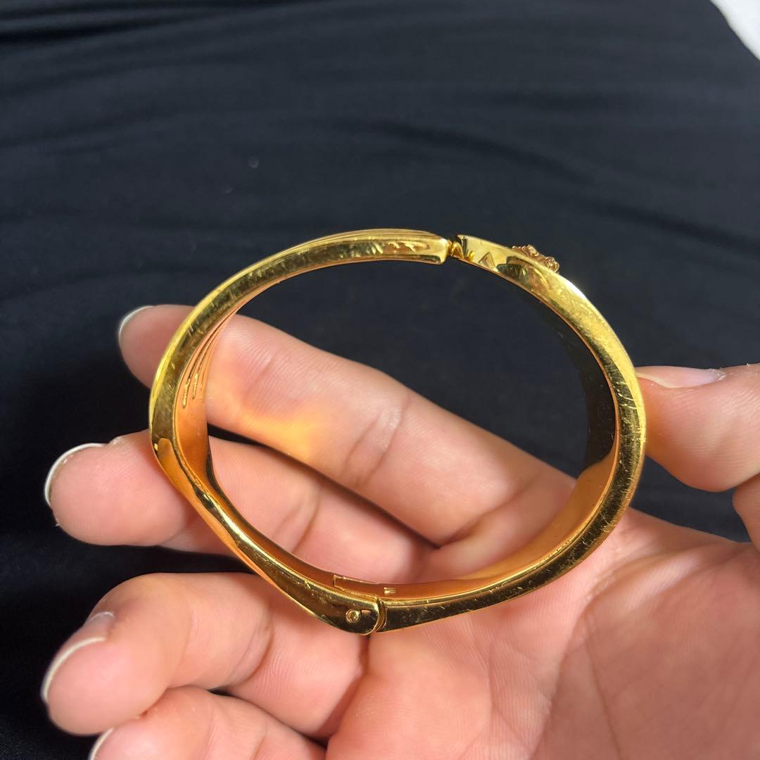 VERSACEゴールドフォークデザインバングル