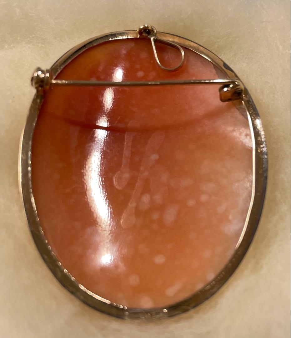 未使用品【イタリアローマのカメオ専門店で購入】カメオブローチ 女性