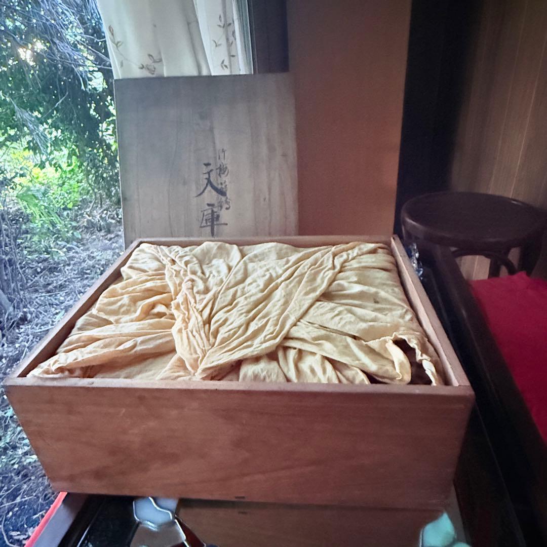 新春特別価格 ‼️JAPAN蒔絵天然木本漆 竹梅蒔絵　文箱料紙箱桐箱黄布付1客