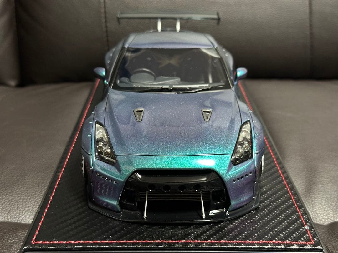 イグニッションモデル PANDEM 1/18 R35 GTR マジョーラ