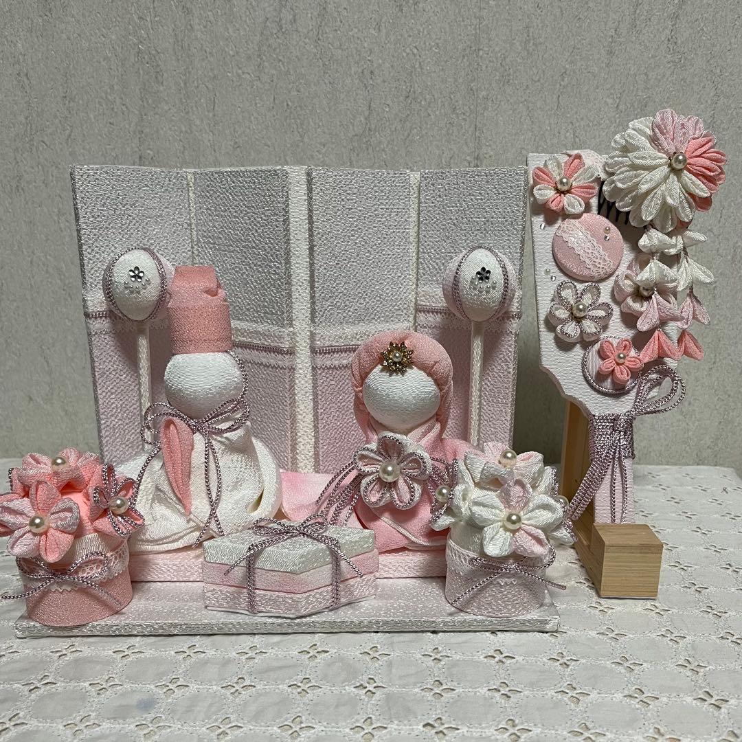 187/雛人形 つまみ細工　淡桃カラー　木箱入り 187/雛人形 つまみ細工 淡桃カラー 木箱入り 雛人形 つまみ細工 淡桃