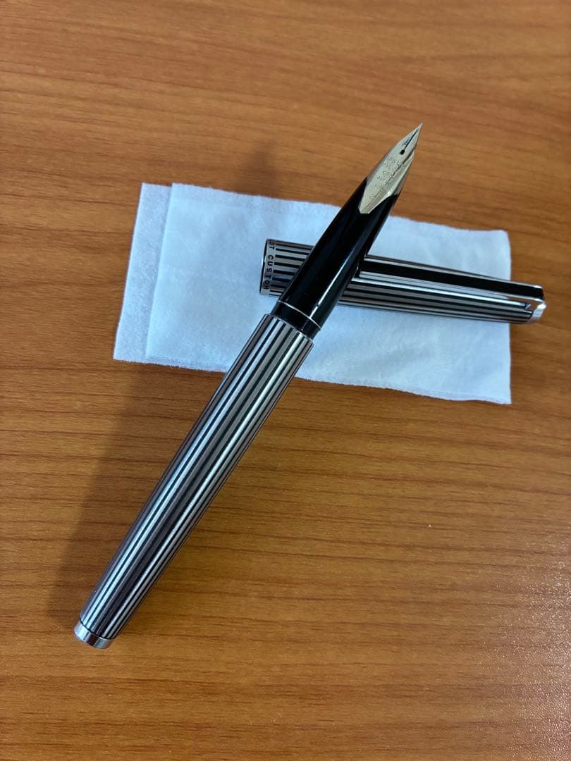 パイロット万年筆　カスタム　ストライプ　ビンテージ パイロットが新たな航海を始めた日「カスタム ストライプ」 | 筆記具