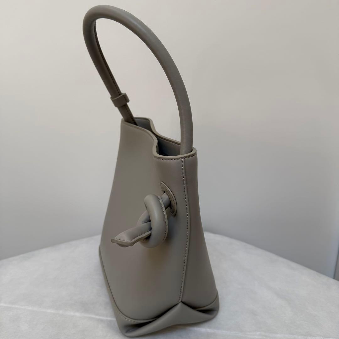 美品　VASIC PATTI MINI ハンドバッグ