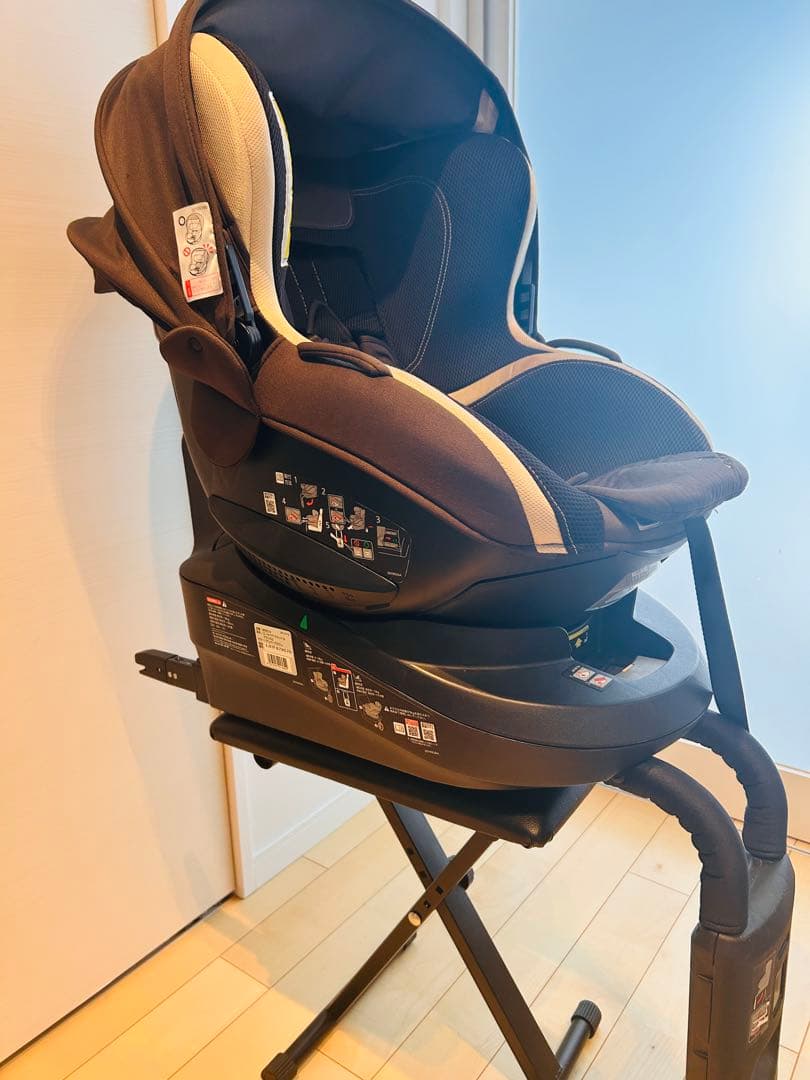 エールベベ クルット3iグランス チャイルドシート BF8514 AILEBEE