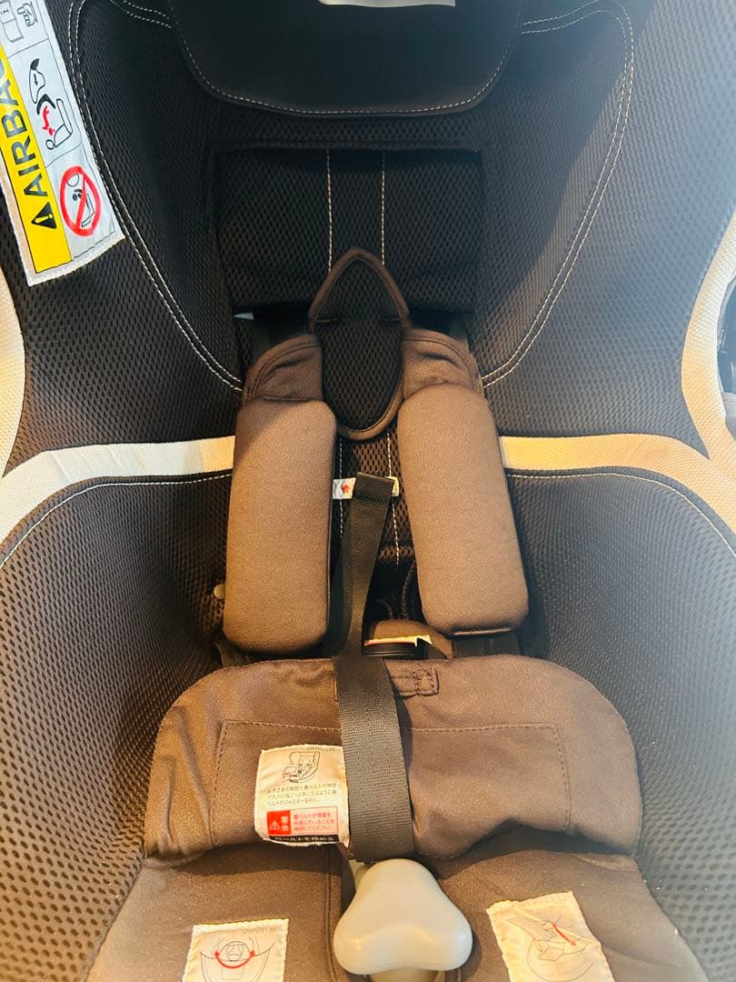 エールベベ クルット3iグランス チャイルドシート BF8514 AILEBEE