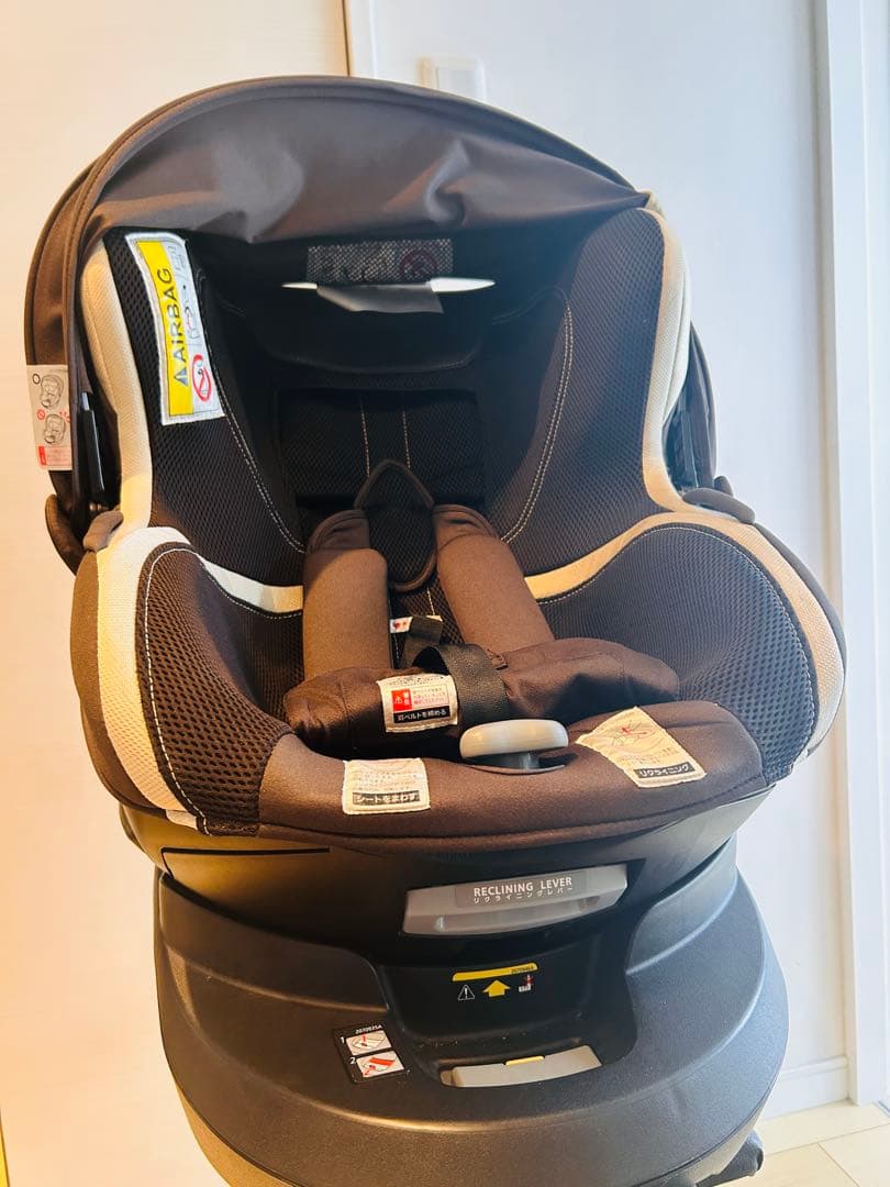 エールベベ クルット3iグランス チャイルドシート BF8514 AILEBEE