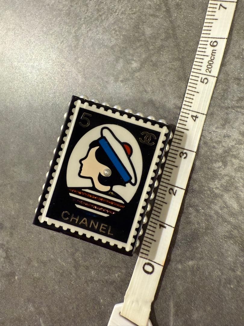CHANELシャネル PAUSA切手モチーフ ブローチ ココマーク
