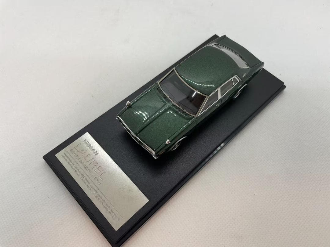 402-625 Hi-story 1/43 日産 ローレル SEDAN