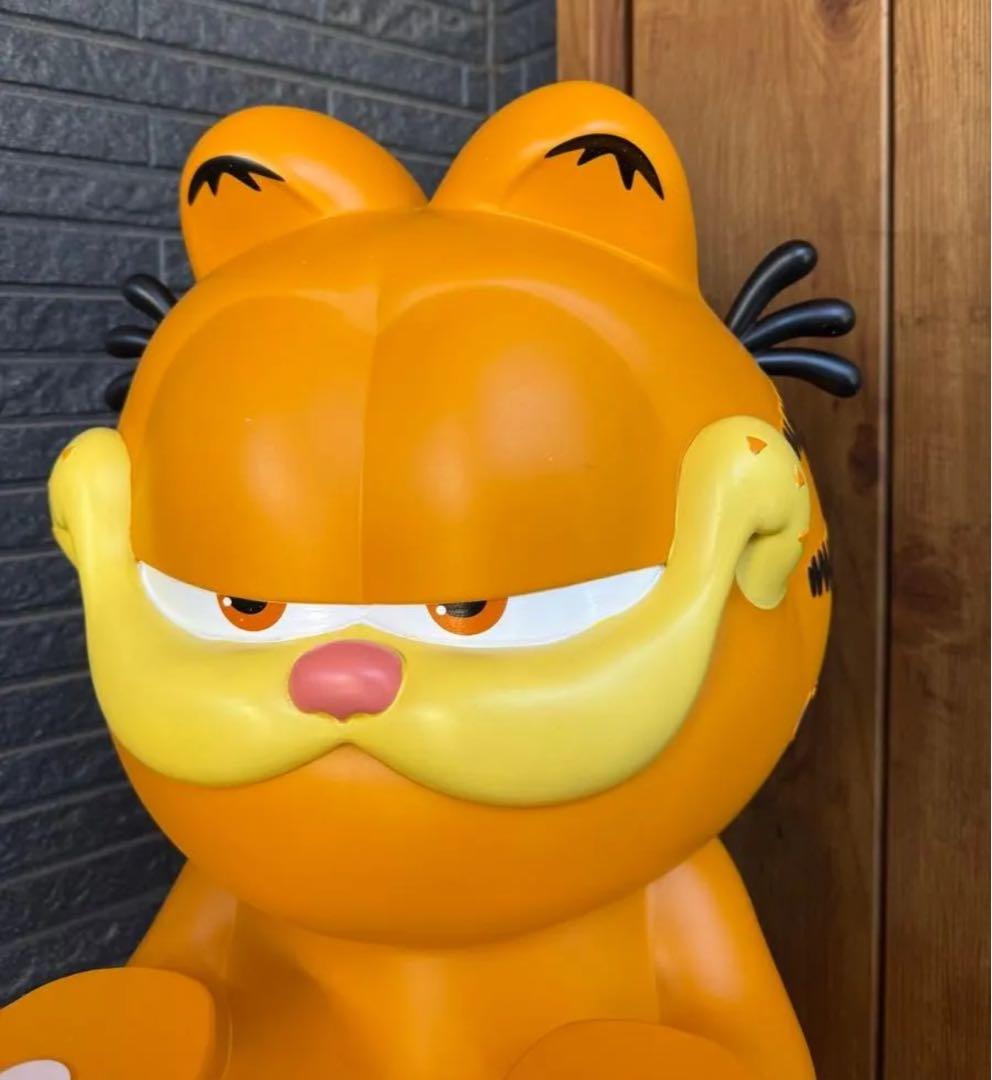 ガーフィールド 特大インテリア 置き物 ☆トレー付き☆ - メルカリ