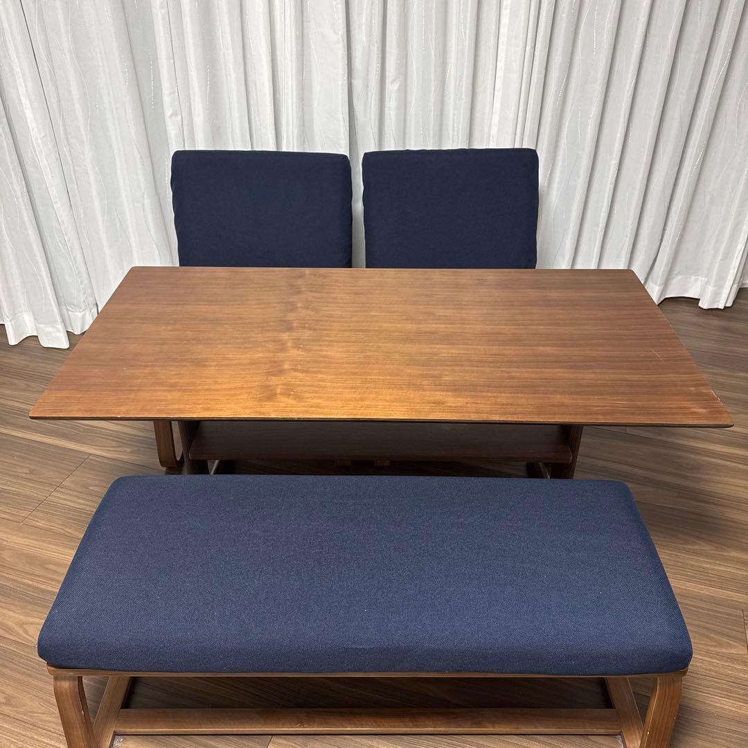 MUJI無印良品:リビングでもダイニングでも使えるテーブル＆チェア＆ベンチセット