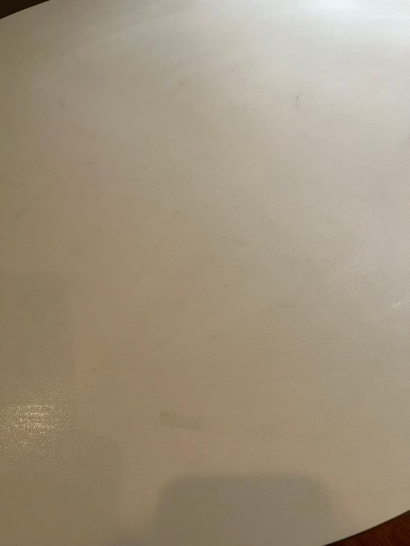 ラウンドカフェテーブル（ホワイト）