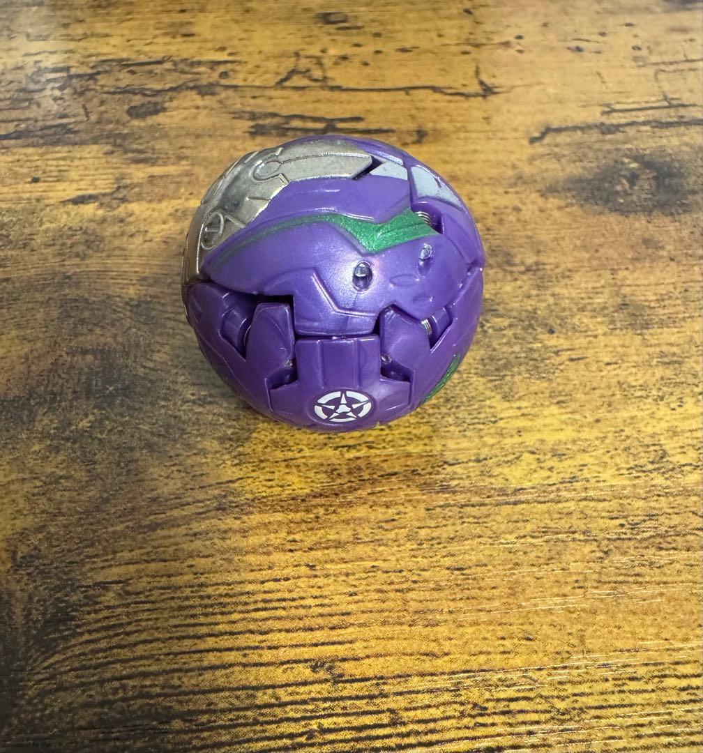 爆丸　超激レア　輝レオネス　紫電ver.