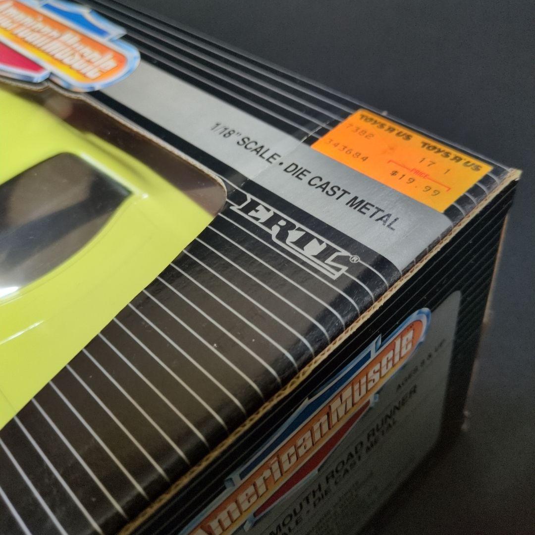 1/18ミニカー　PLYMOUTH ROAD RUNNER 1969