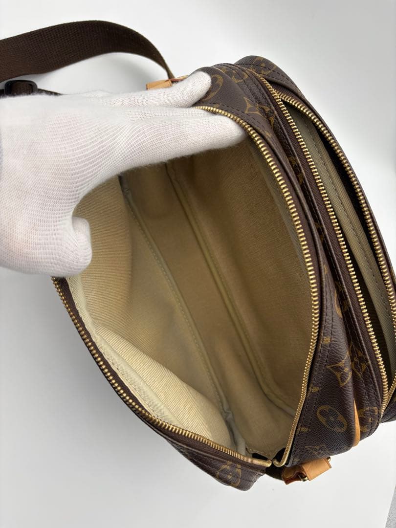 【華】Louis Vuittonモノグラム ショルダーバッグ リポーター